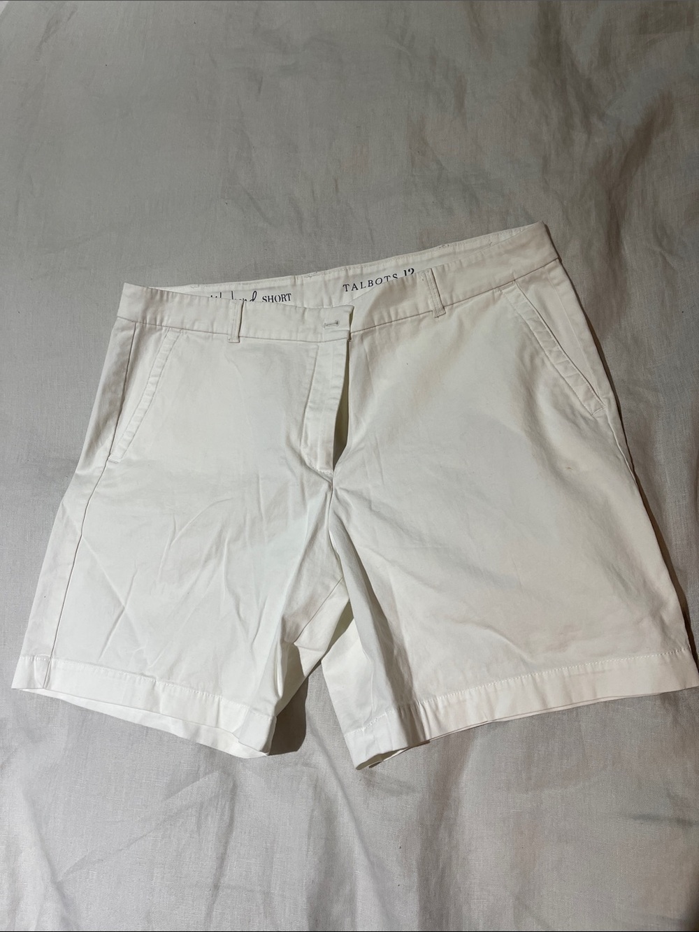 Talbots Cream Women's Bermuda Shorts